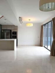 Centro Residences (D20), Condominium #564217531